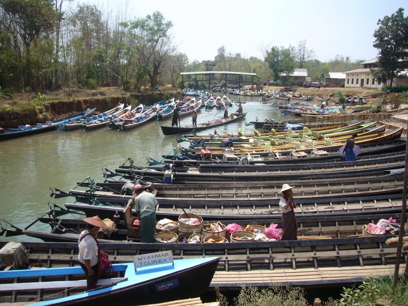 Travel - Myanmar - Inle Lake - First Boat Trip - The market
